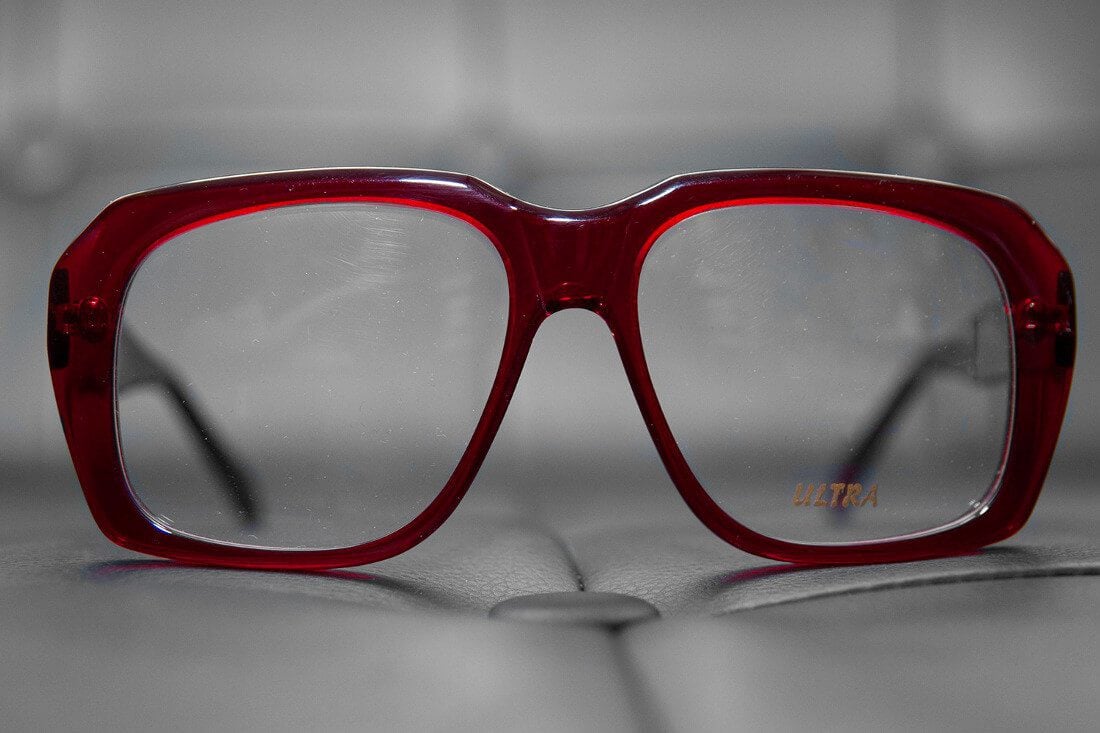 Vintage Frames Shop x Ultra Goliath 2 "Snowdon Deli" Edition Ape to