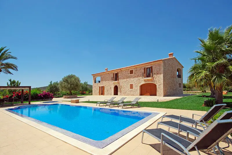 5-bedrooms-country-house-mallorca-spain-travelopo-meta-image-53mq03