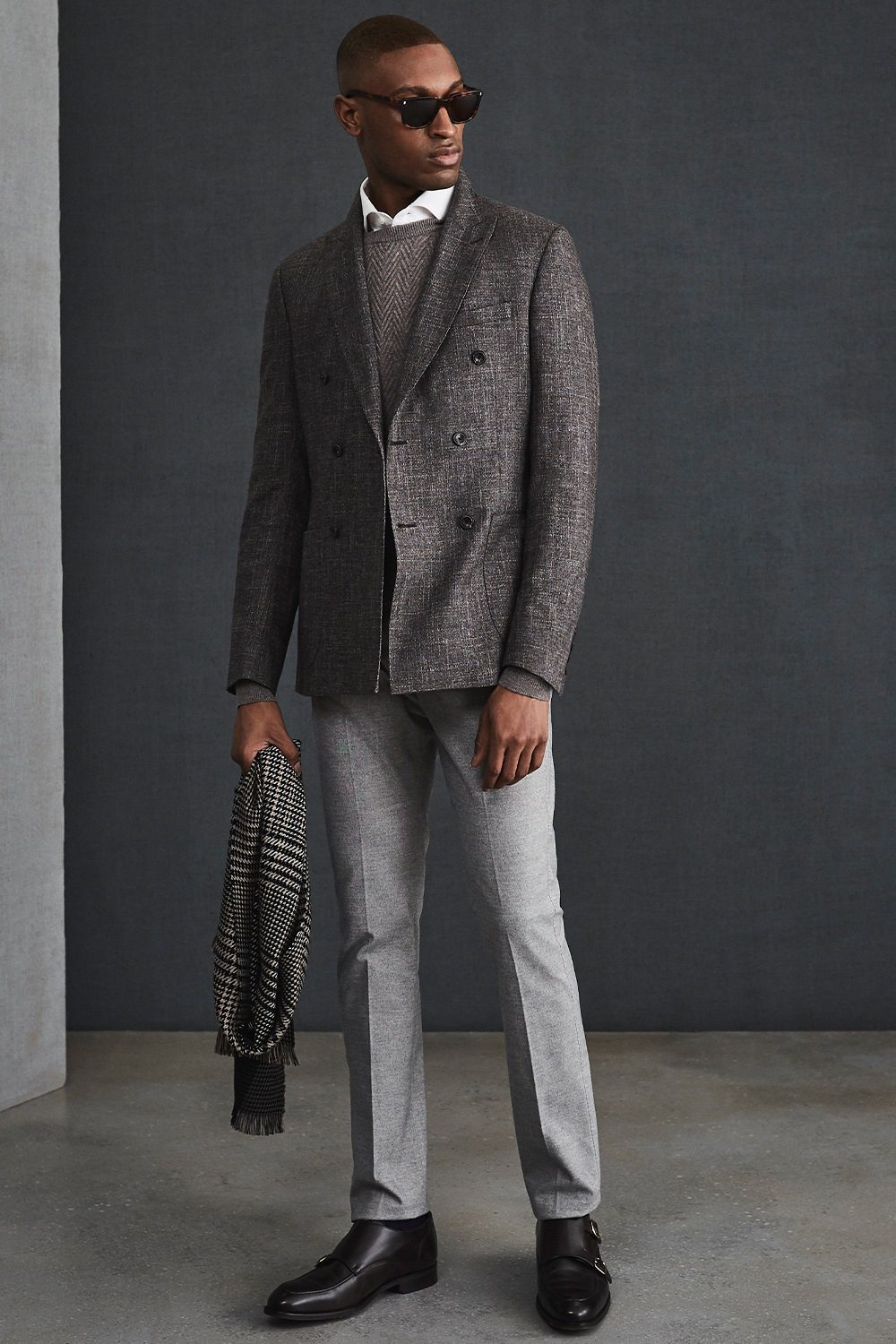 What to Wear With Grey Pants  The Trend Spotter