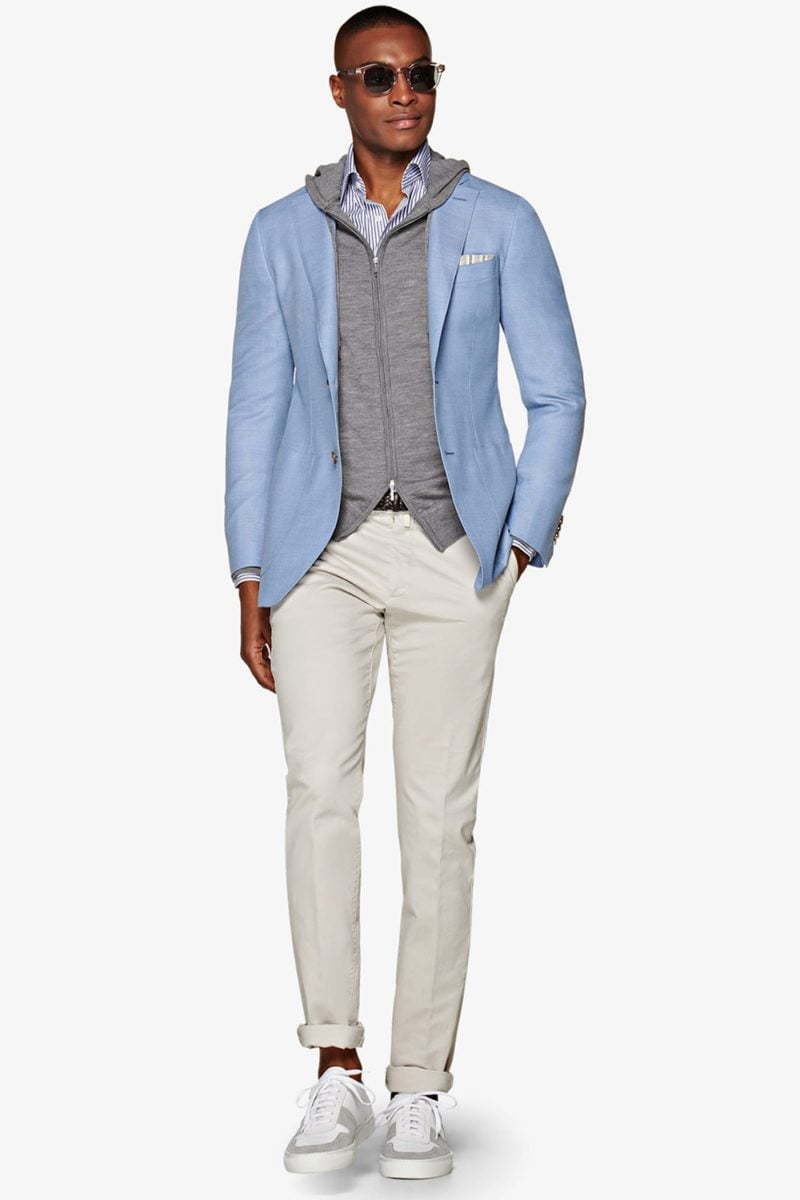 How To Wear A Hoodie In 5 Modern And Stylish Ways