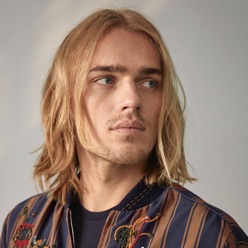 How To Style Men s Thick Wavy And Unruly Hair Types how-to-style-men-s-thick-wavy-and-unruly-hair-types