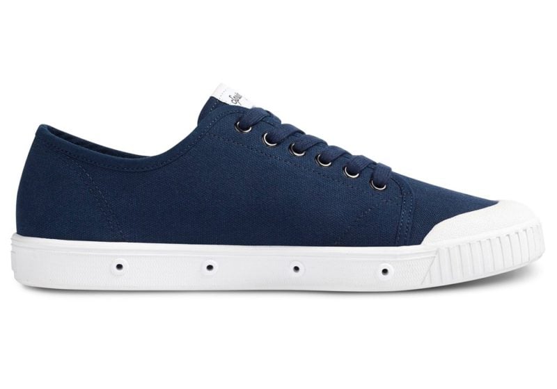 minimalist nike shoes
