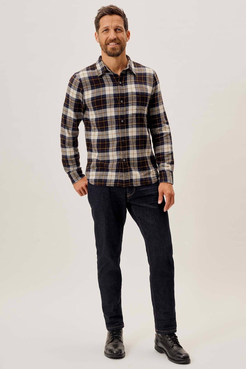 Counterfeit statement go shopping Top 4 Ways To Wear A Flannel Shirt For Men