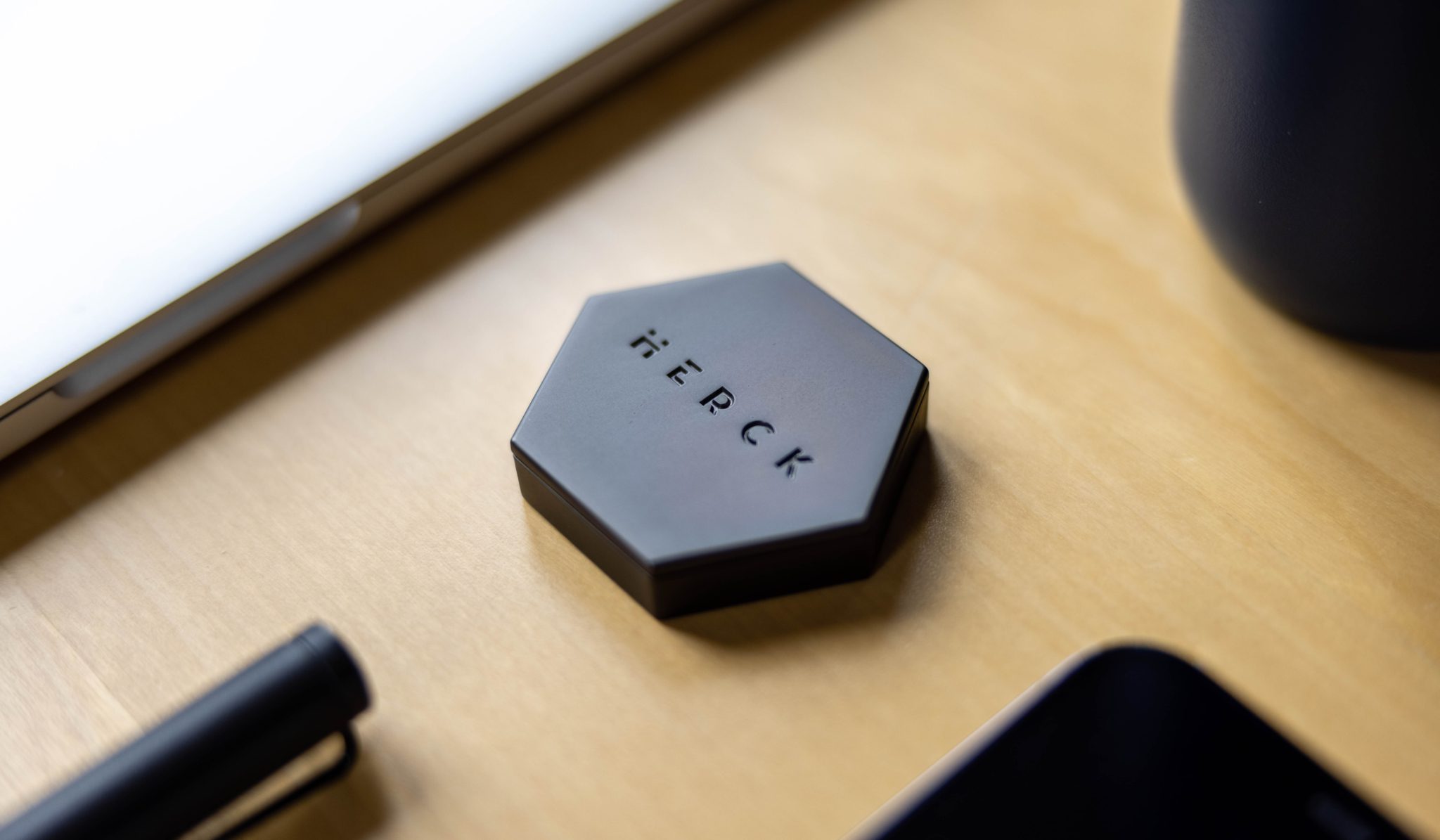 The Best Men's Solid Colognes 2024 Edition