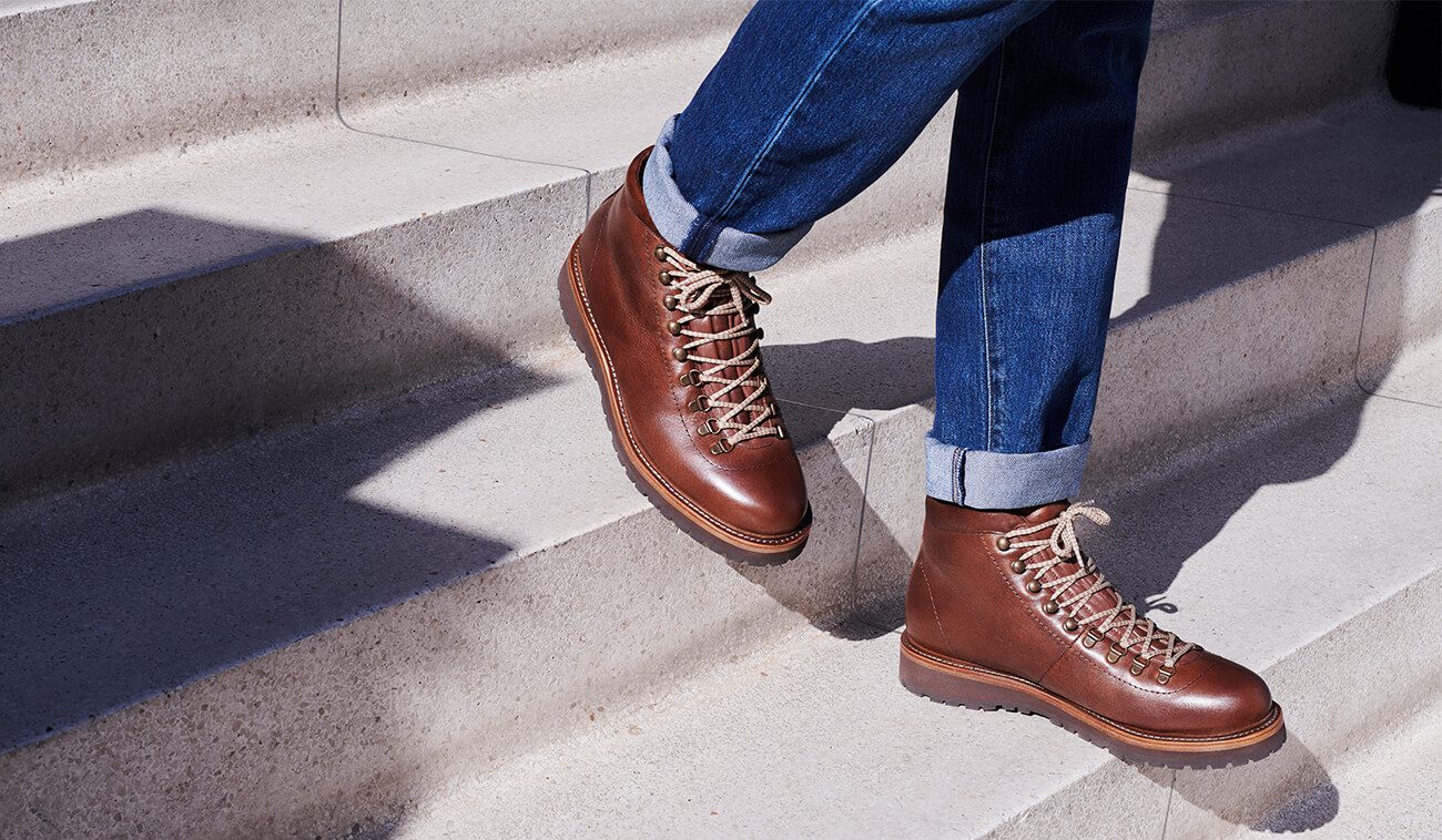 Genveje frisk Akrobatik The Right Shoes To Wear With Every Colour Jeans You Own