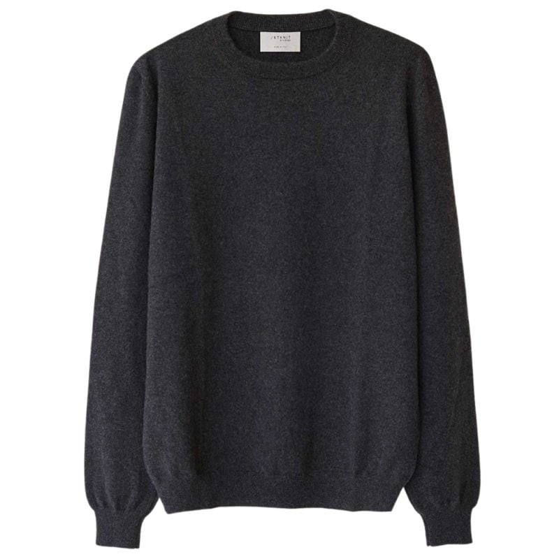 Top 10 Most Comfortable Clothes For Men That Are Still Stylish