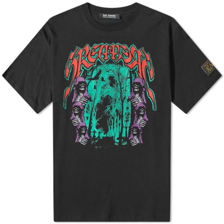 The Hottest Graphic TShirt Brands For Men 2024 Edition