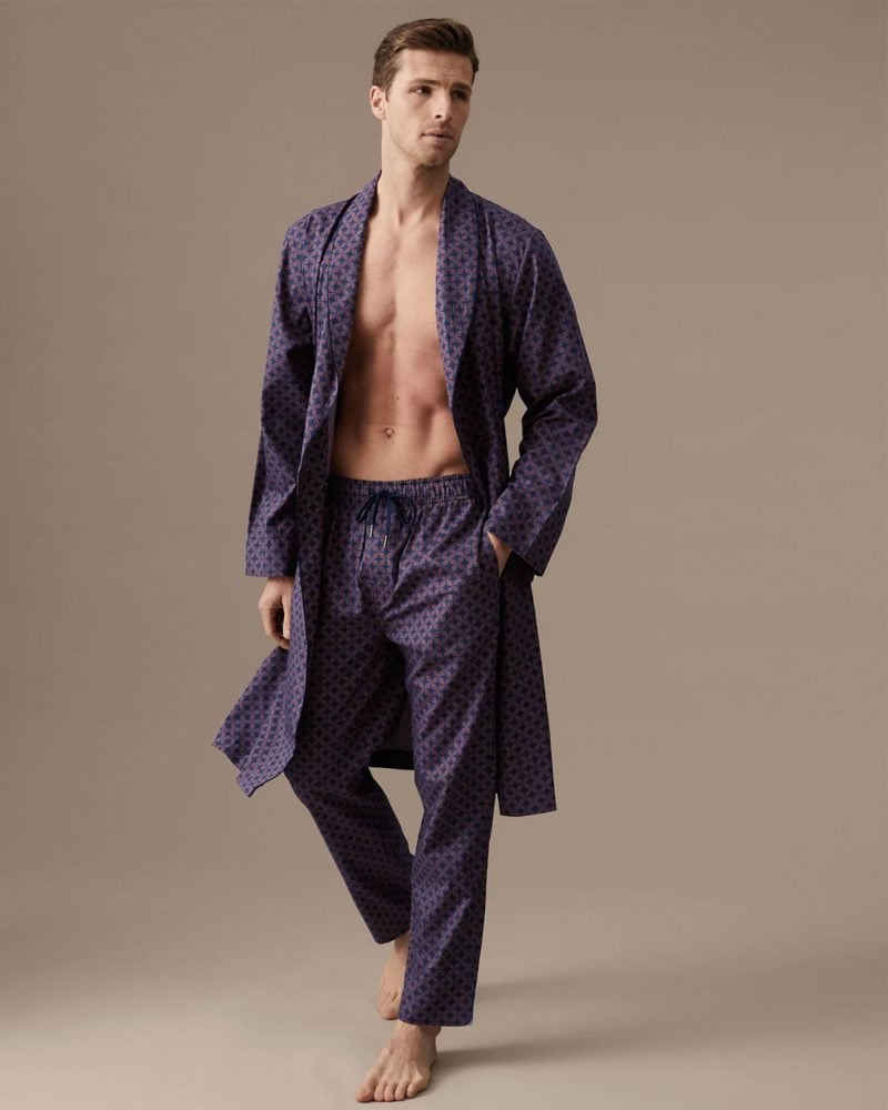 The Best Bathrobes For Men: Style & Comfort Guaranteed
