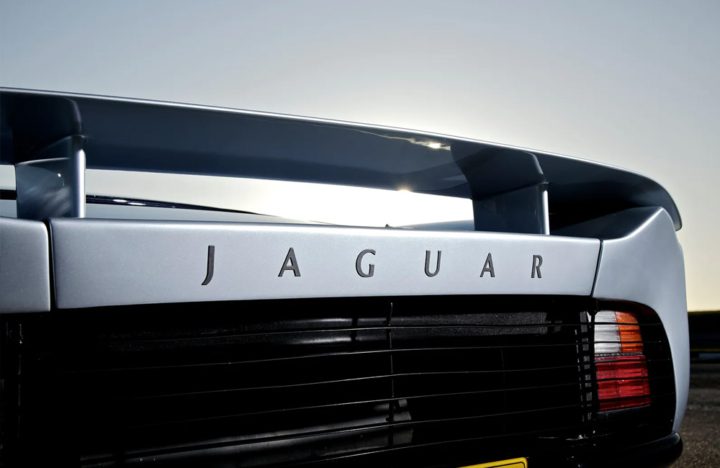Jaguar XJ220 spoiler